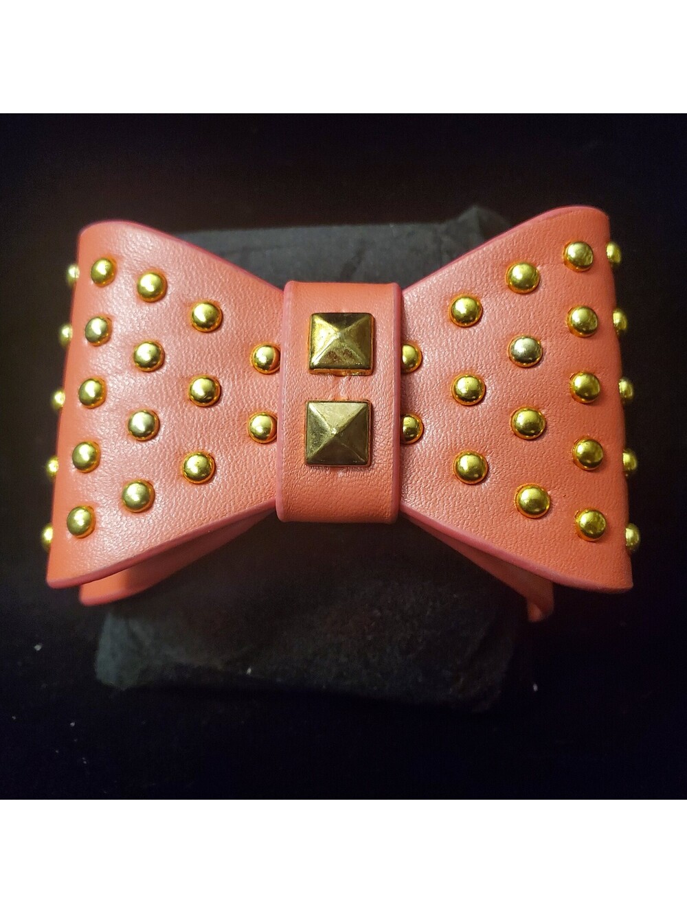 Plunder Design Bow Bracelet